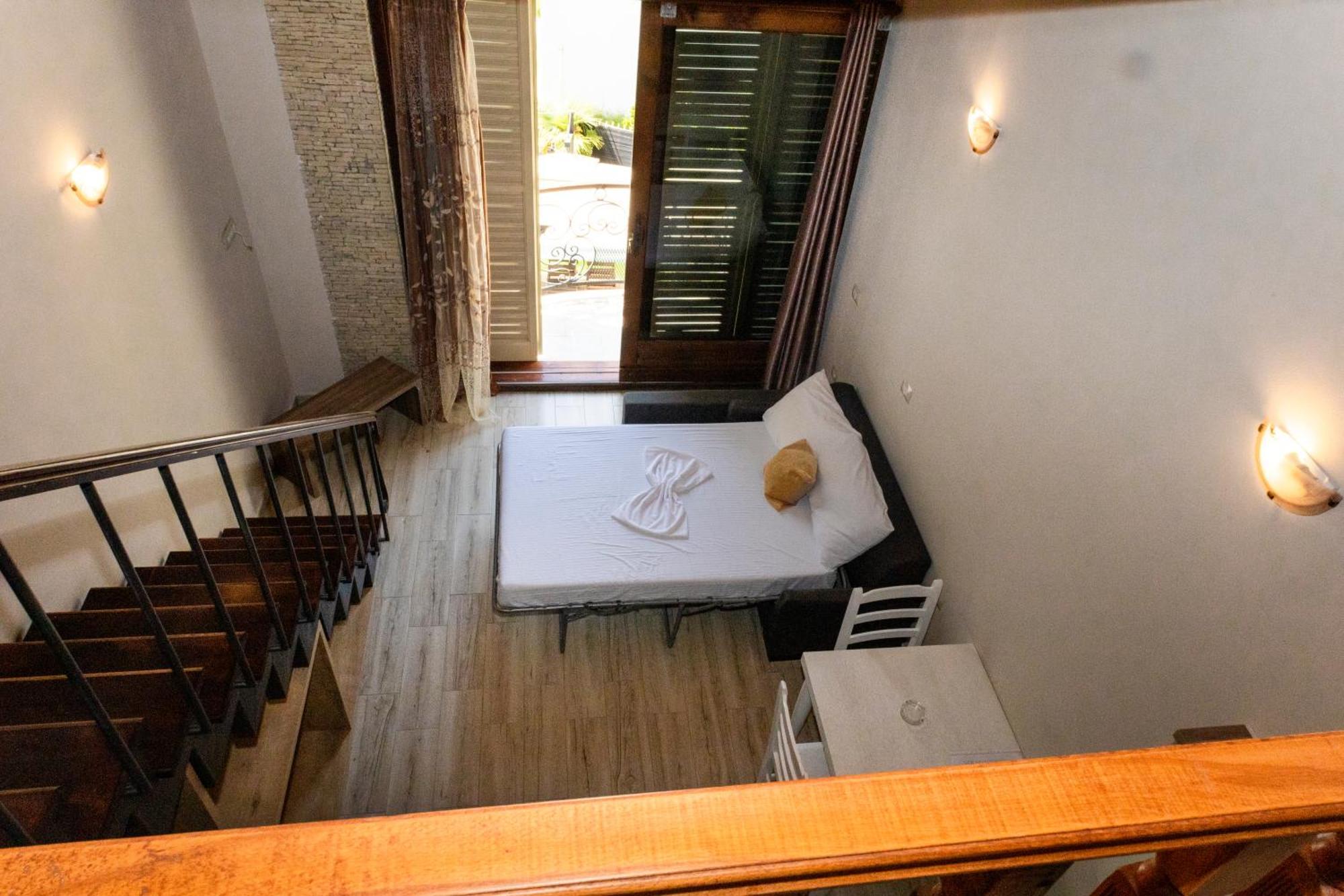 Vila Mateus Himarë Exterior foto